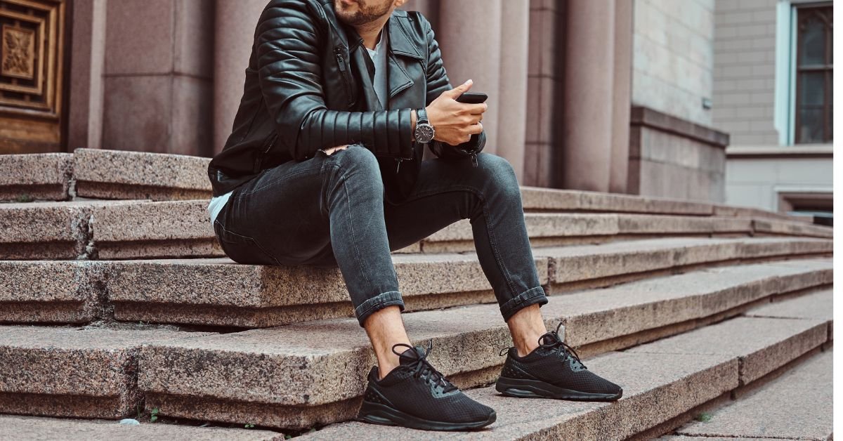 Men's Black Sneakers