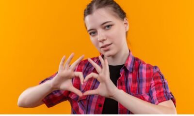 Reading Her Signals